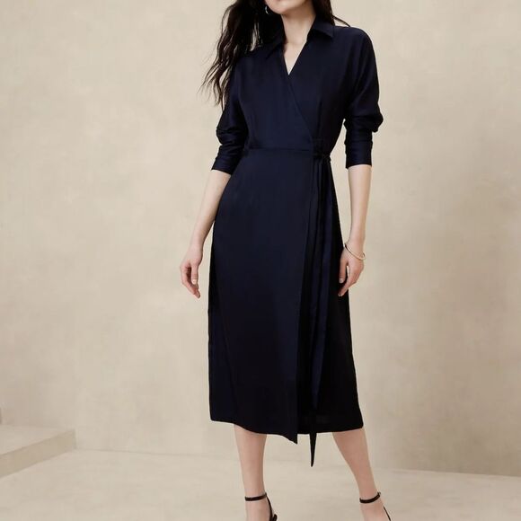 Elegant Black Wrap Dress - Picture 1 of 3